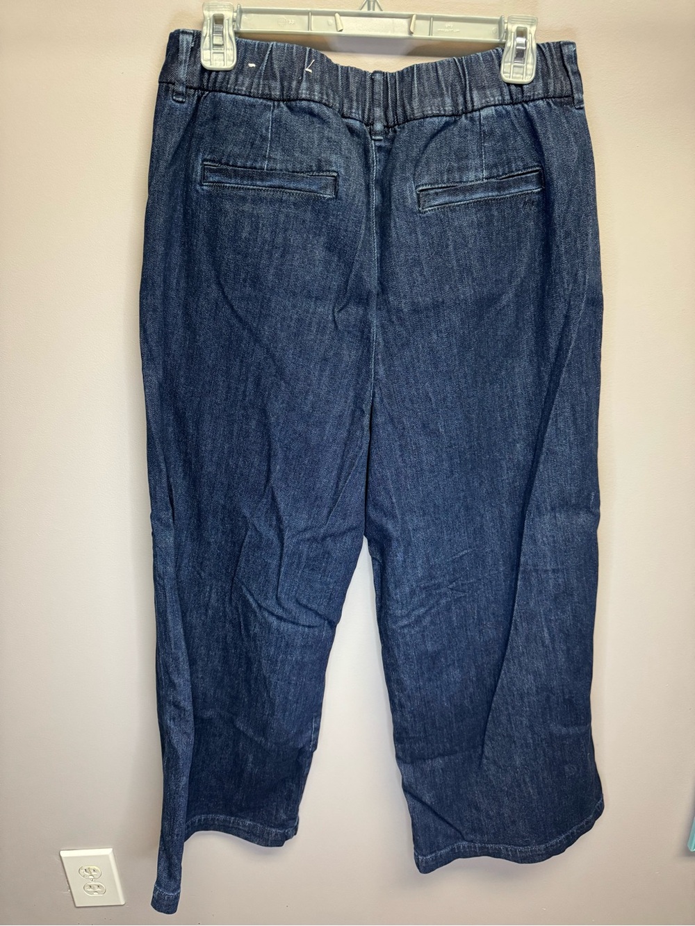 American Eagle Outfitters Women's Dark Blue Extra Wide Leg Jeans - Picture 5 of 5